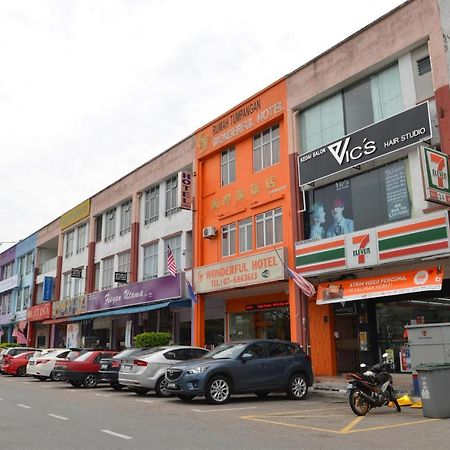 Gf Wonderful Hotel Pontian Kecil Dış mekan fotoğraf