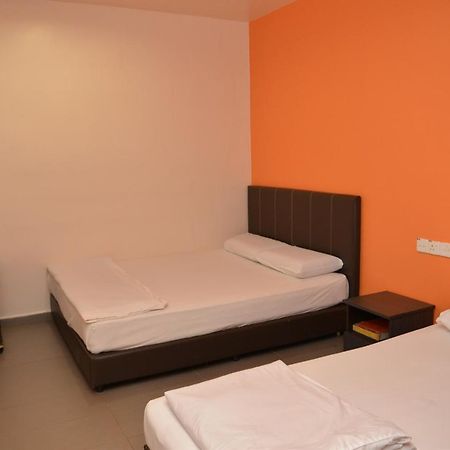 Gf Wonderful Hotel Pontian Kecil Dış mekan fotoğraf