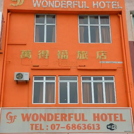 Gf Wonderful Hotel Pontian Kecil Dış mekan fotoğraf