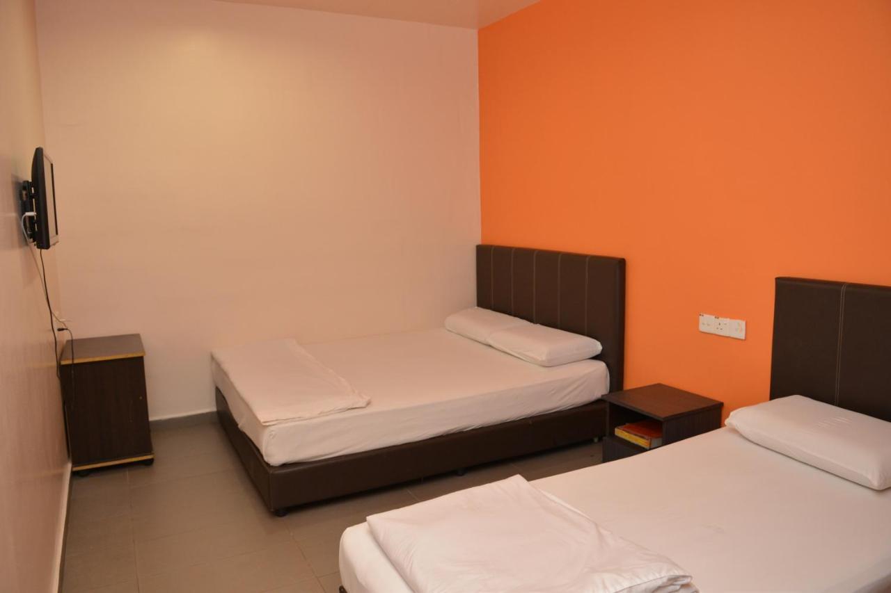 Gf Wonderful Hotel Pontian Kecil Dış mekan fotoğraf