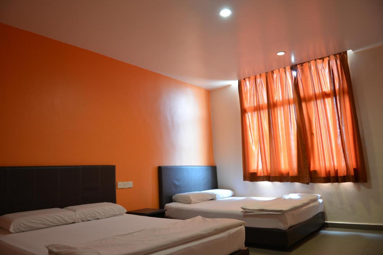 Gf Wonderful Hotel Pontian Kecil Dış mekan fotoğraf