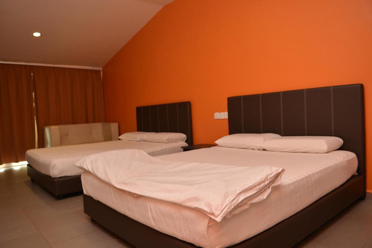 Gf Wonderful Hotel Pontian Kecil Dış mekan fotoğraf